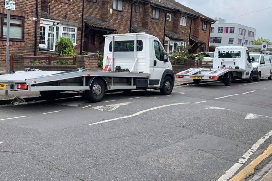 4 Reasons to Use a Flatbed Tow Truck the Next Time You Need a Tow in London